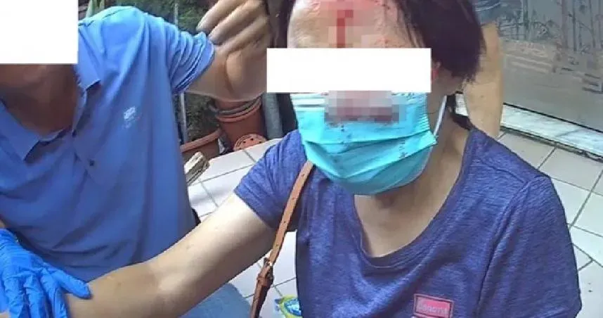 天降木條！嘉義7旬婦經過工地「頭被砸到爆血」