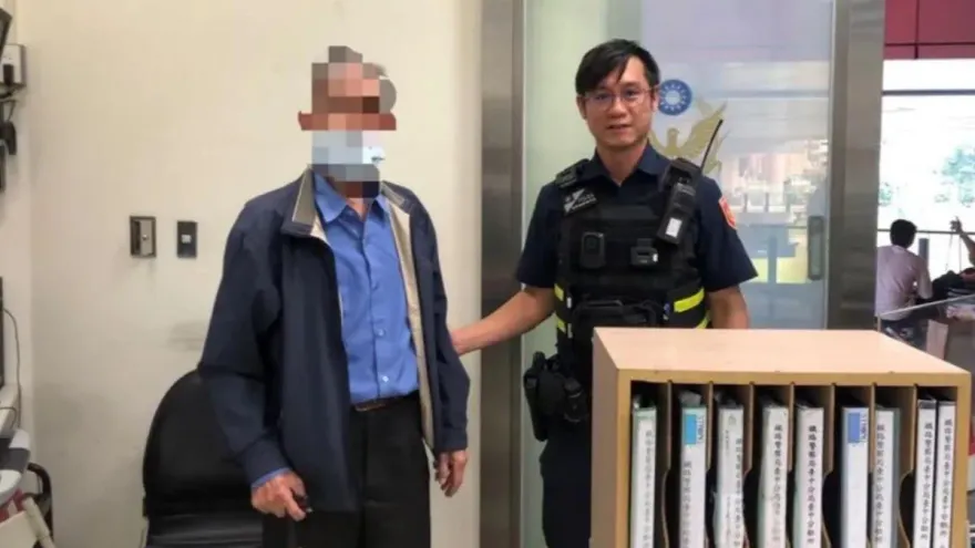 影/板橋90歲阿公到台中找姊姊！到警局才想起「她死了」　崩潰大哭