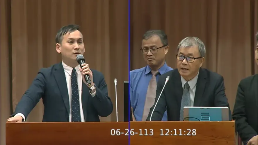 教育部辭典內容屢出包　教長鄭英耀同意研擬辦理「全民來找碴」活動