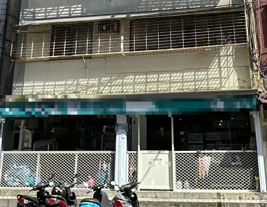 幫補陽台破洞換營業同意書！寵物店老闆輕生…女兒強忍悲傷：絕不向2樓妥協