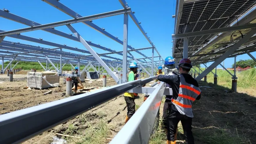 綠色權貴涉光電弊案　立委追查欺騙到手的電業籌設許可何時撤銷？