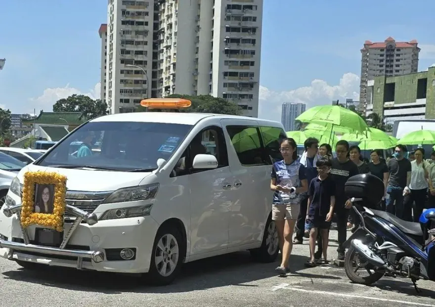快訊/小兒科權威驚傳去世！31歲女醫生車內昏迷　40名親友爆哭送別