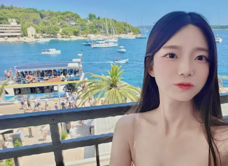 昏厥板橋街頭！南韓女實況主疑中暑不適　披頭散髮崩潰求救畫面曝光