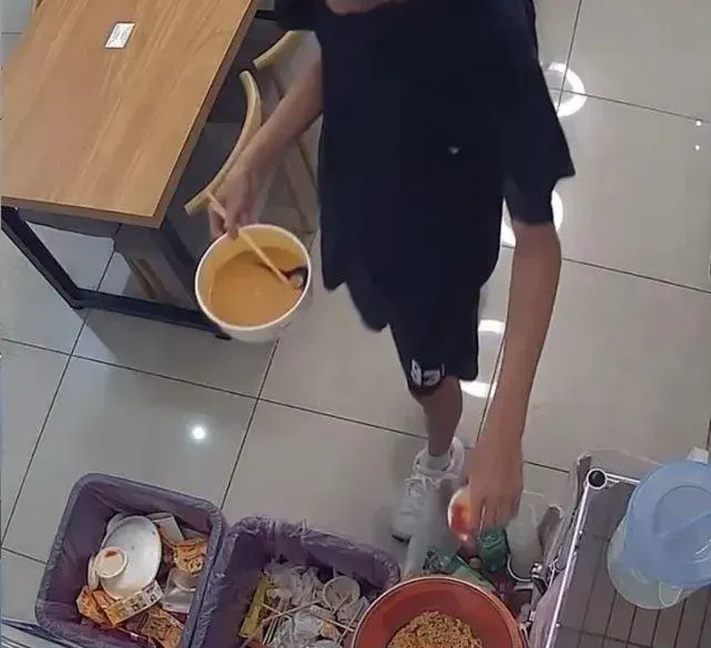 影/2客人告了！無人拉麵店浪費食材「無碼照」公審 　闆娘「別挑戰底線」