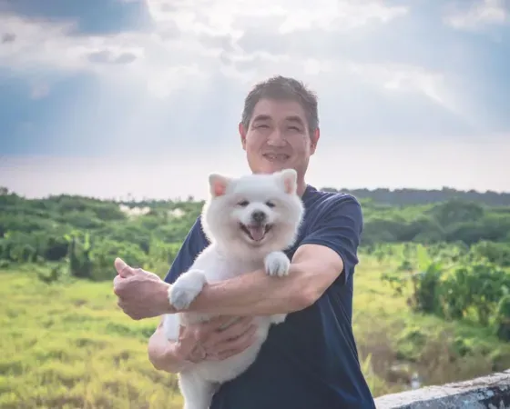 「老人與狗」16歲狐狸犬咪咪胰臟癌逝　飼主悲慟：媽媽會來接你