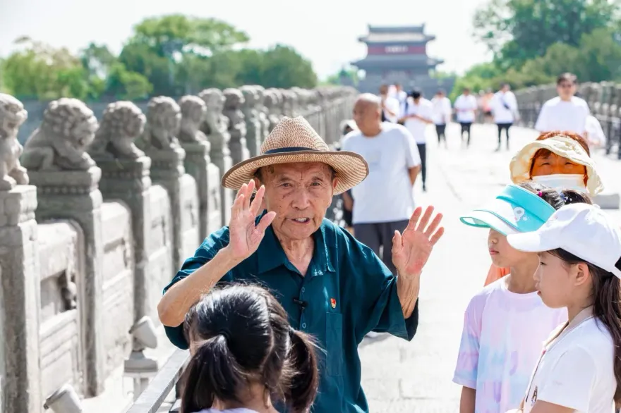 影/盧溝橋事變「親歷者」鄭福來逝世！曾與馬英九同框　籲「銘記歷史」