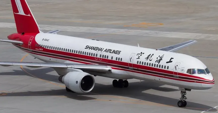 上海航空備降重起飛「忘了貴賓室4乘客」　他氣壞：搭飛機變乘網約車