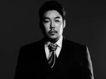 才剛錄完節目！《幻影歌手》趙民雄驚傳「倒臥家中」猝逝　享年37歲死因曝光