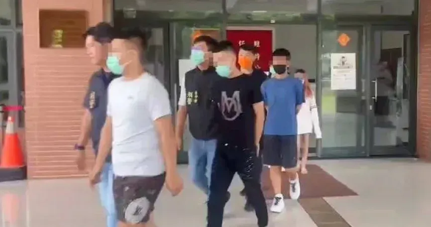 台中19歲男挺友談判起衝突！亮刀耍狠「屁股反被刺」　一度進加護病房