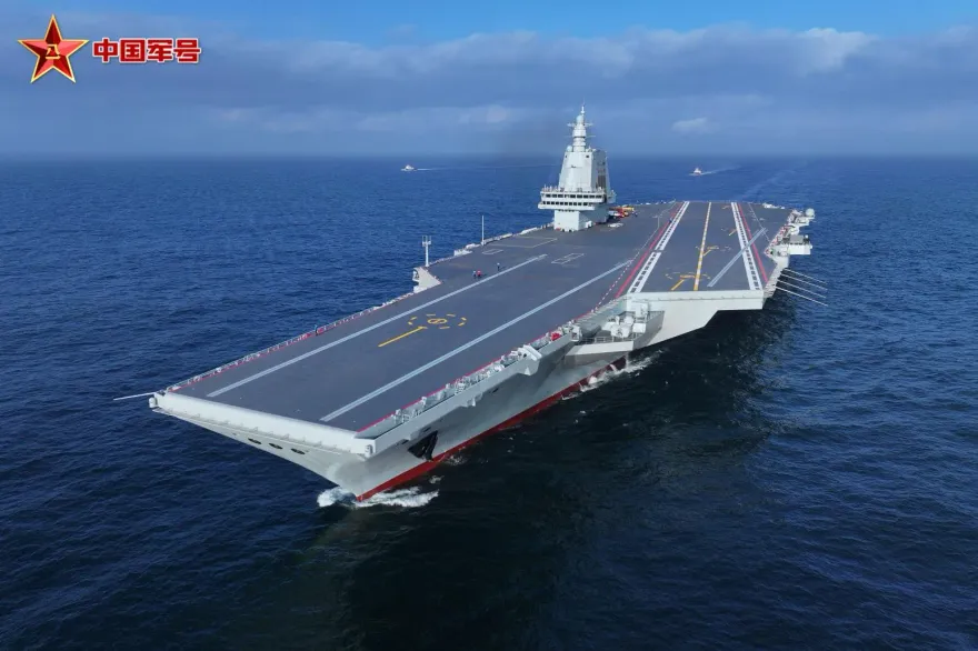 大陸福建號4機上艦畫面曝光　下次海試可能進行戰機彈射