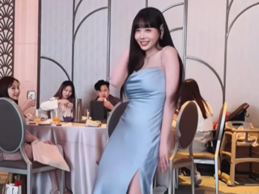 長腿正妹伴娘「穿高衩熱舞」辣翻全場！超狂身分曝光　網嗨喊：可以娶