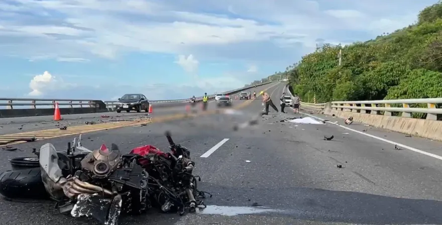 影/右腳殘肢噴飛！台東南迴重機男貨車對撞死　身分是23歲陸軍上兵