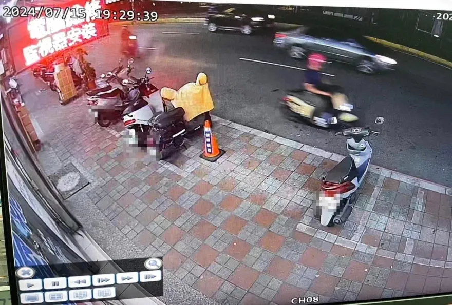 當街遭狼騎士襲臀！清大女上網求「行車記錄器畫面」：送他見法官