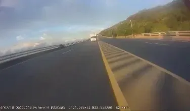 影/死亡視角！重機時速183終結性命　台東上兵逆向撞貨車「肢體破碎」