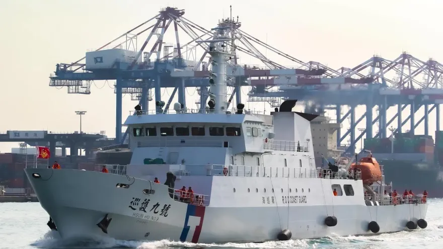 台、日首例　海巡署巡護9號在日本海域進行聯合訓練