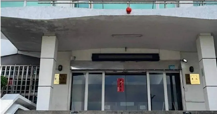 中和偵查隊凌晨「電池自燃」竄火煙！警報器大響嚇壞值班警