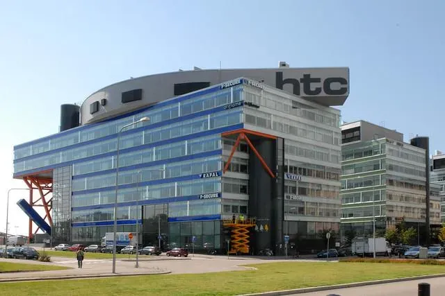 全台最後一間hTC專賣店掰了！台南專賣店撐到2024年　網嘆：時代的眼淚