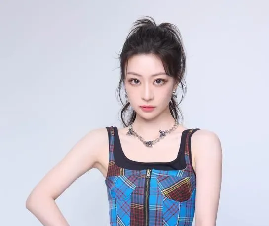 別了《青你2》！王承渲等4年發單曲　赴米蘭拍MV放話：不管幾歲「向前衝」