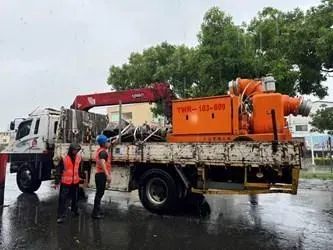 同島一命！凱米颱風大雨狂炸重創南部　盧秀燕調派5部大型抽水機馳援