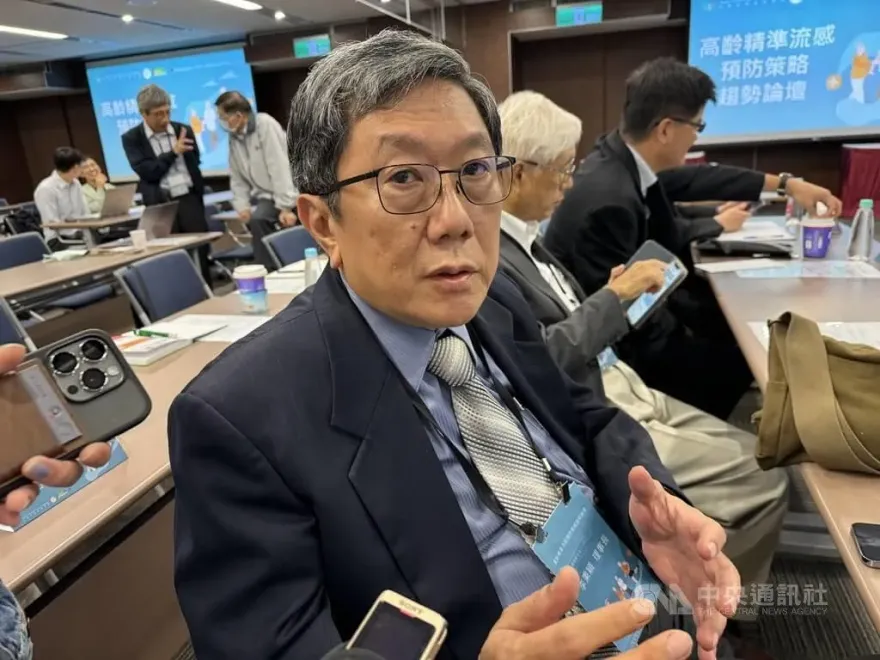 流感夏季還在燒！李秉穎揭「2因素」　10月開打疫苗不變