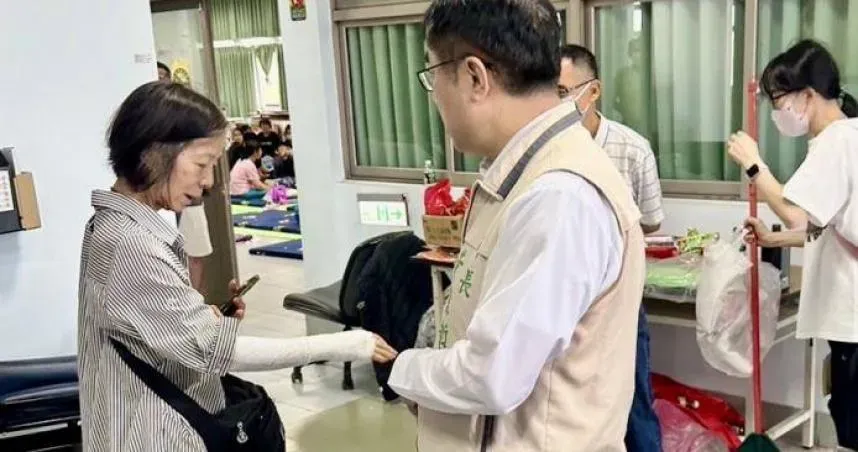 台南後壁60災民討1200個便當？傳黃偉哲震怒　里長喊冤：民宅泡水無法開伙