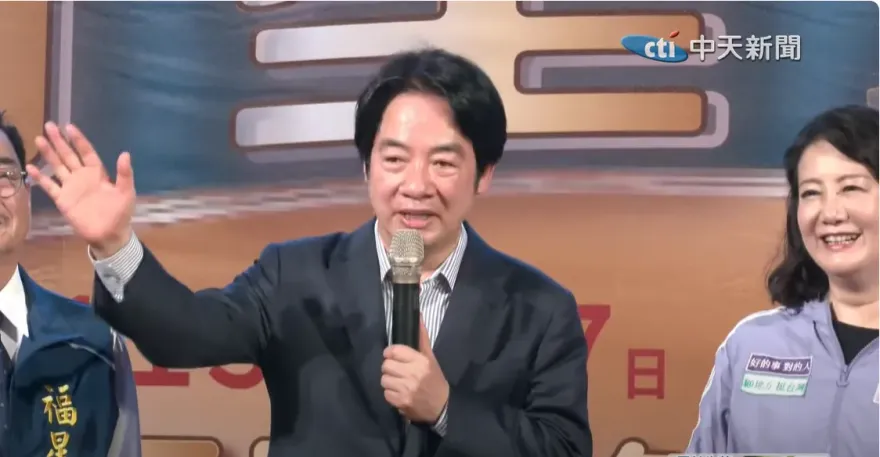 獨裁者自認很愛國！柯文哲諷賴清德「狀況很危險」：若留小鬍子會愈像希特勒