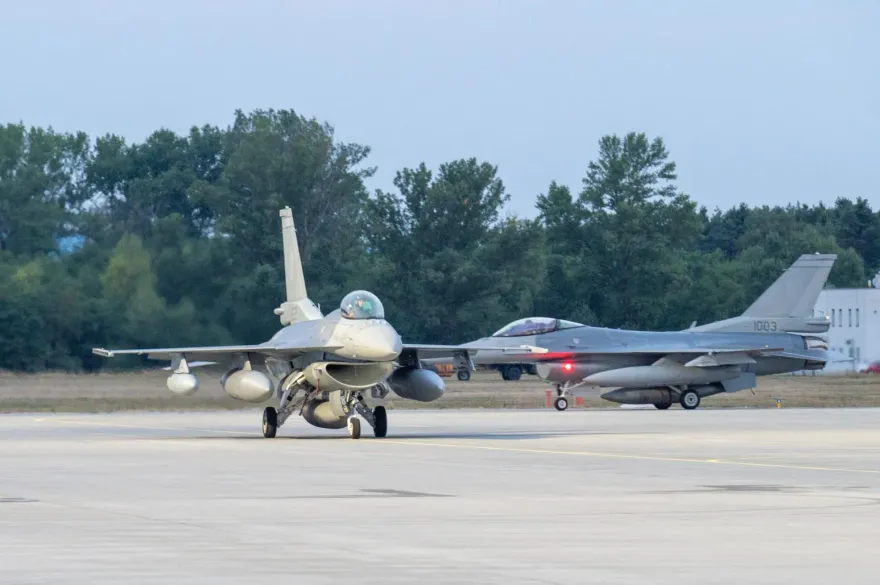 斯洛伐克首批最新F-16 Block 70戰機返國　我空軍今年也將接收同型戰機