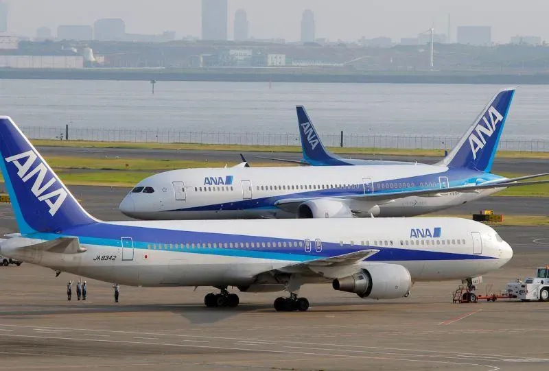 雙螺旋槳剩一邊轉動！全日空航機返降伊丹機場
