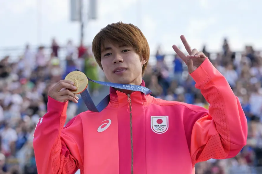 巴黎奧運大驚奇！日本堀米雄斗街頭滑板逆轉勝　勇奪二連霸