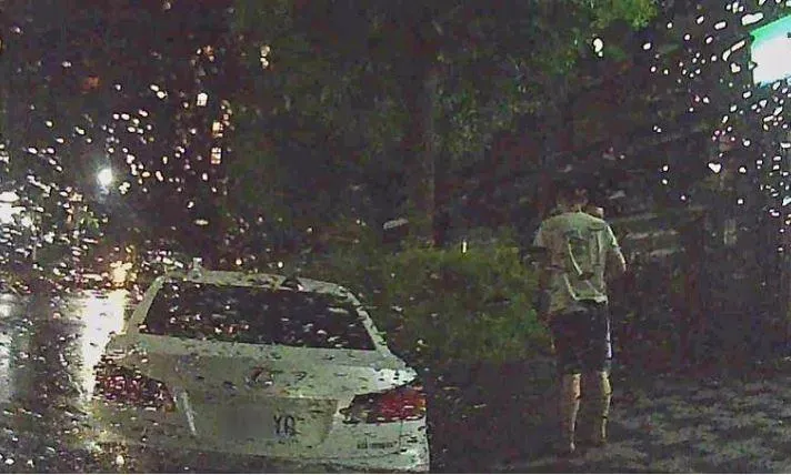 害三重警遭撞死！喪屍煙彈未列毒品空窗期氾濫　藥頭當街吸嗨涕泗橫流還開車