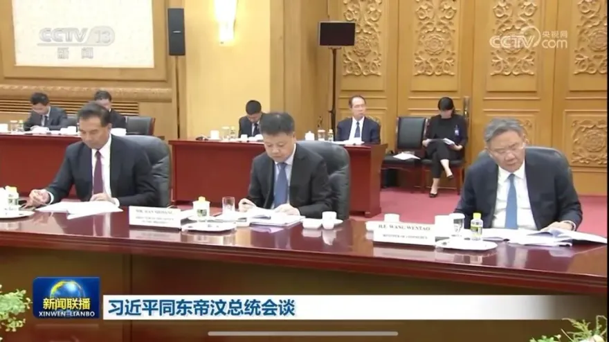 習近平外事會見身旁多了「他」！韓世明任國家主席辦公室主任