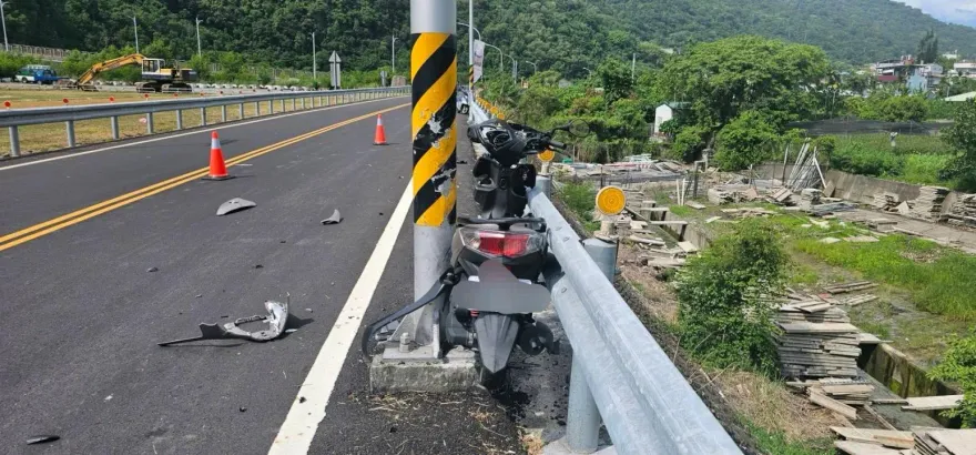 影/幫爸爸過完父親節！台東男隔天自撞　摔4米深邊坡「爆腦亡」