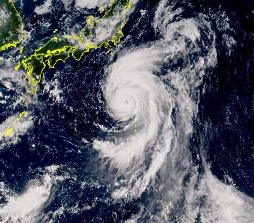 旅日小心！安比轉中颱「挾帶豪雨衝向日本」　鄭明典：明後天強度達高峰
