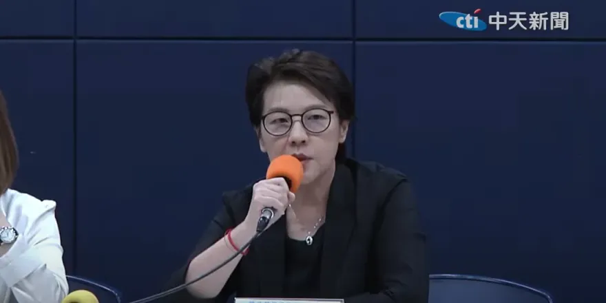 中評會不敢開鍘黃珊珊？游淑慧疑柯P「家中滿滿現金」：黃清楚來源