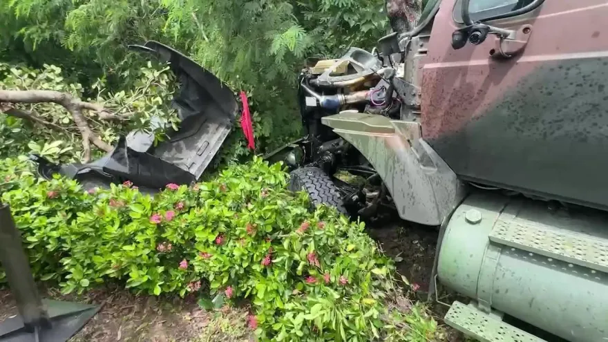 快訊／43砲指部戰術輪車楓港撞路樹「7人送醫」！　八軍團回應了