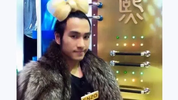 《康熙》造型師Enzo過世！最後發文曝光　友人悼：沒有病痛了