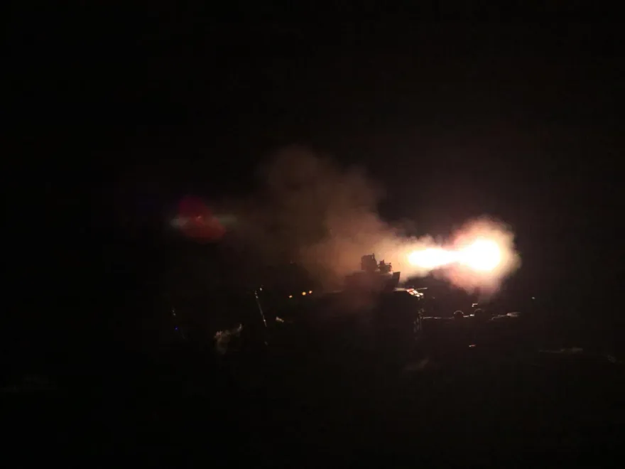 天馬操演登場　M1167型悍馬拖式飛彈車首度夜間射擊