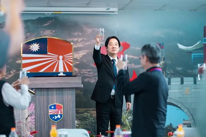 賴清德祝中秋節快樂　自嘲講了「不好笑」的笑話