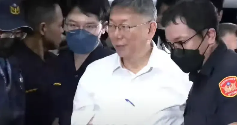 柯文哲身陷弊案不只全台矚目　外媒：台灣第三勢力領袖清廉形象大傷