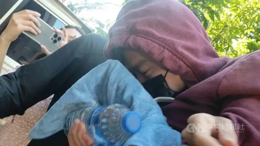 涉嫌洩密給詐團車手！「雞排妹」律師遭北檢聲押禁見