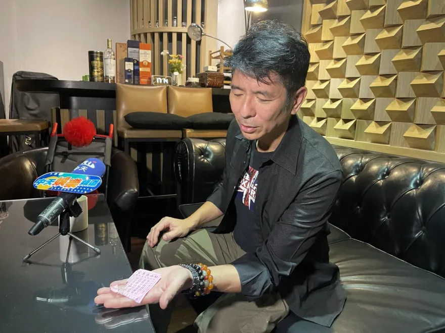 獨/癌父醫院驚見性侵新聞痛罵　金曲歌王遭誣告悲吐心聲：讓他蒙羞了