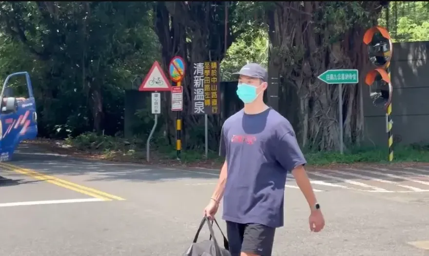 許光漢結訓離營奔酒吧聚會！被疑恐違反軍紀　軍方回應了