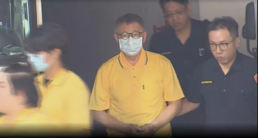 影/大新聞大爆卦　雪上加霜？柯文哲遭控對璩美鳳伸鹹豬手　黃揚明嘆最傷非私德：是中間選民對他的信任