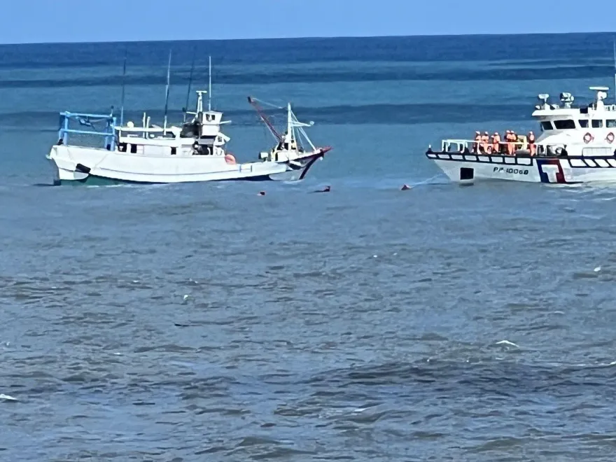 快訊/台東富岡漁港女釣客遭大浪捲走！夫目睹崩潰求救　無心跳搶救中