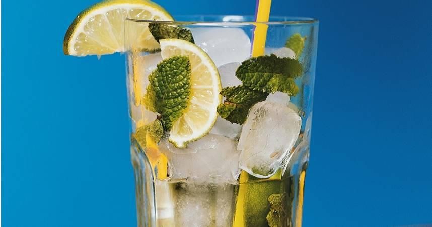 冷氣病大噴發！醫曝今年暴增3成　冰飲建議「正中午」喝