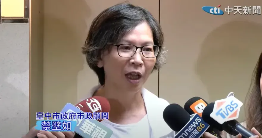 許芷瑜是被環境汙染的！前幕僚曝：柯文哲要將她培養成「聽話版蔡壁如」