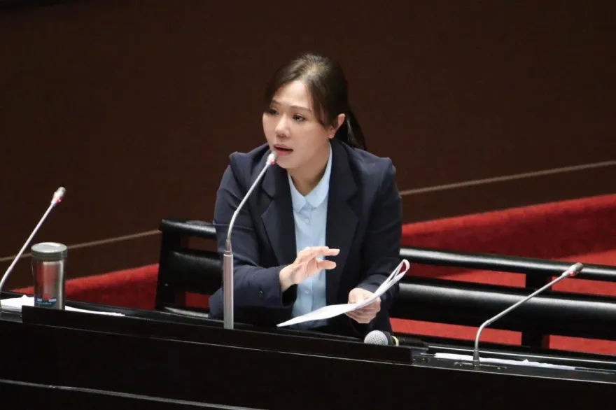 內政部長想硬推國土法　李彥秀預告「會動搖民進黨黨本」