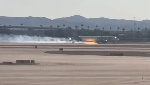 影/美邊疆航空降落時突冒煙起火　機上197人平安逃出