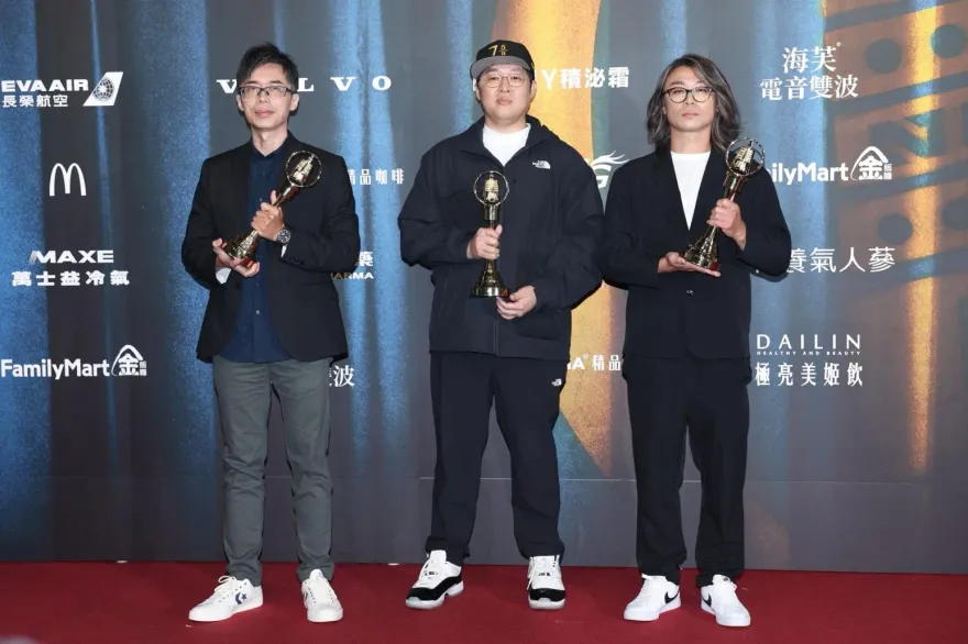 金鐘59/衝上台領獎！得獎者無預警爆「才因腦瘤開刀」