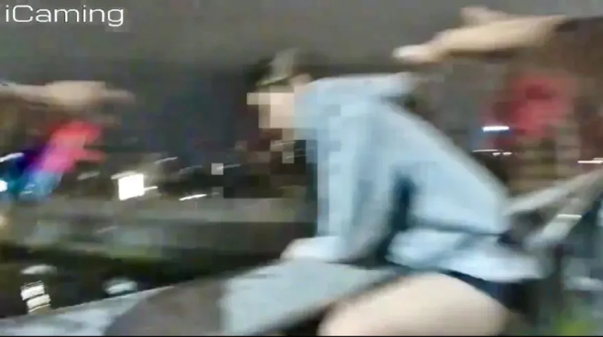 影/生死瞬間曝！少女與家人吵架負氣離家　員警一個MOVE 飛身救援